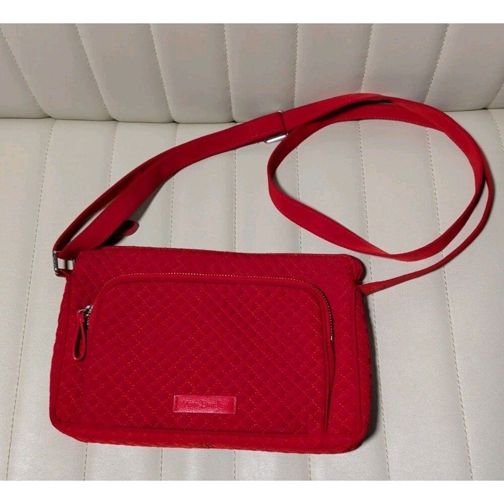 Red Vera Bradley Quilted Crossbody Purse Bag Silver Tone Hardware Pockets